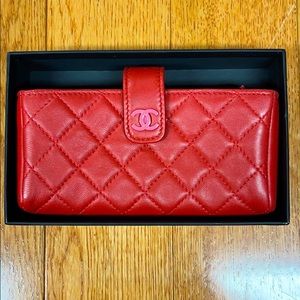 Authentic Chanel Quilted Leather Wallet Pouch
